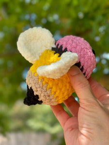 Dos the Pencil Bee Crochet Pattern