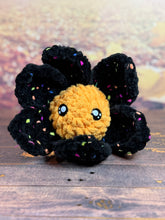 Load image into Gallery viewer, Fiona the Flower Pop

