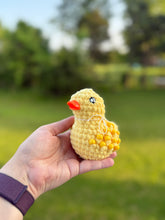 Load image into Gallery viewer, Quackers the Beaded Duckie Fidget
